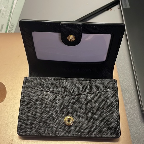 Michael Kors NWT ID card case Leather - Picture 5 of 5